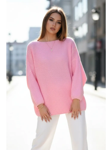 Вязаный свитер оверсайз удлиненный